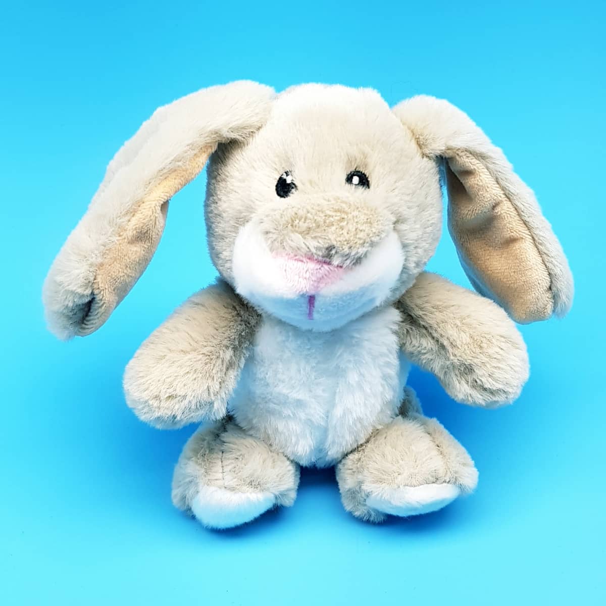 Kuschteltier-Kaninchen mit Schlappohren