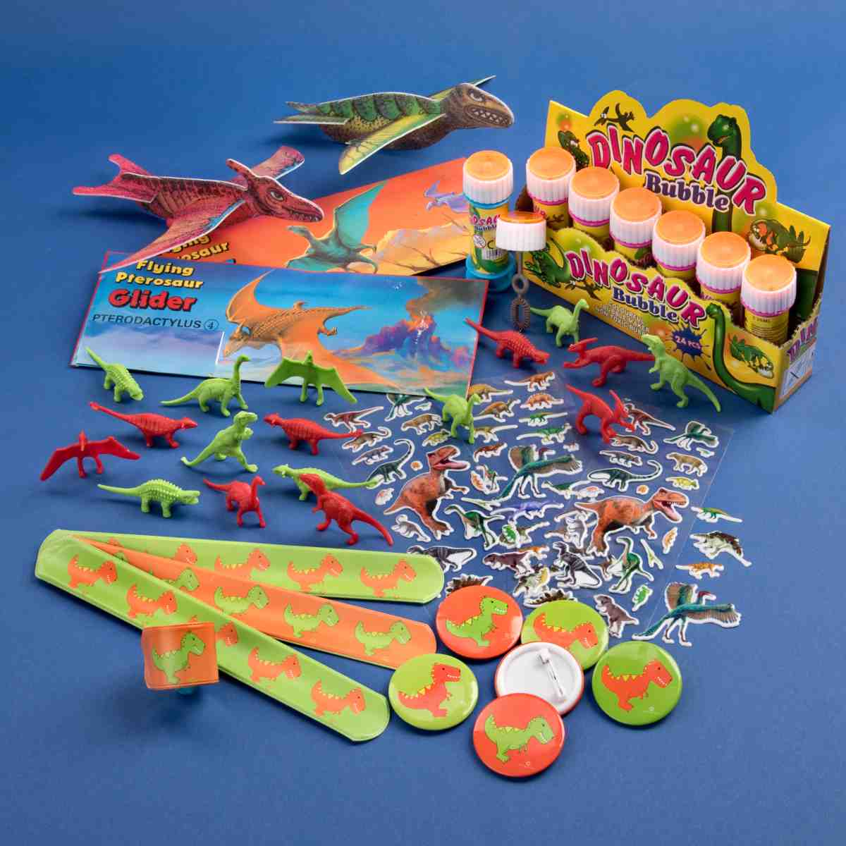 Spielzeugpaket-Dinoworld-mit-200-Teilen Spielwarensortiment