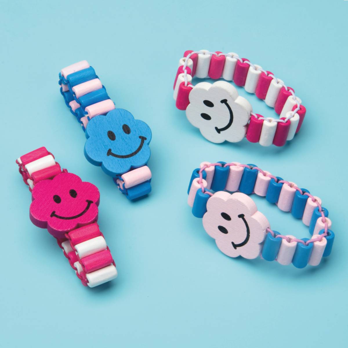 Holz-Armbaender-SmileyJCc8QceLPbWIf Nachhaltiger Schmuck für Mädchen
