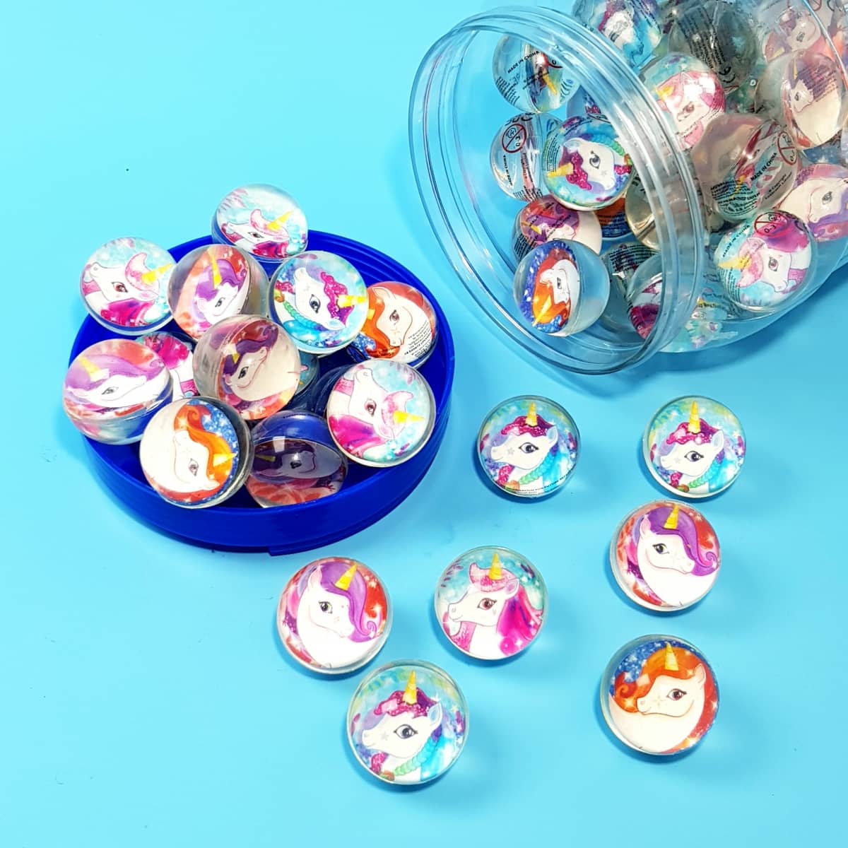 Flummis Einhorn in der Dose Springbälle mit Fantasy-Motiven in der Box