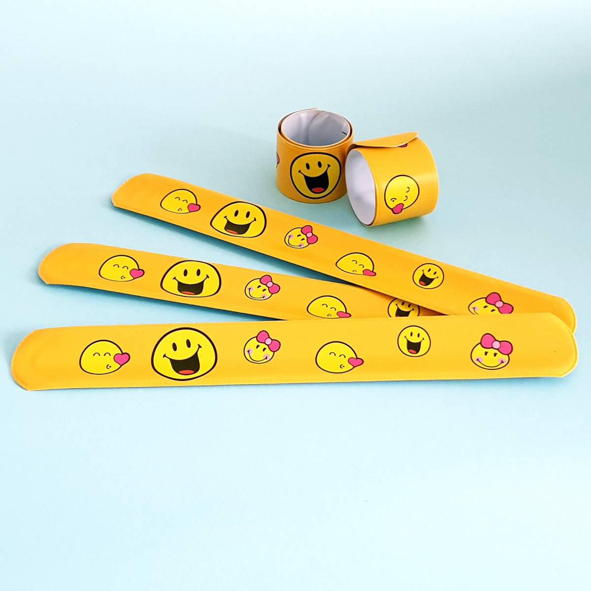 Schnapp-Armbaender-Smiley Schmuck