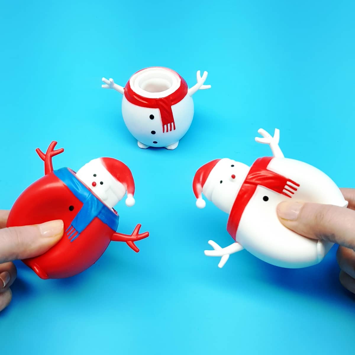 Ploppende Schneemann-Figuren