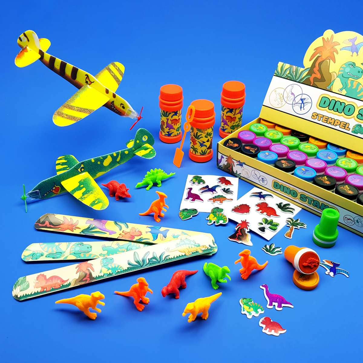 Spielzeugpaket Dinoworld mit 200 Teilen Kinderzugabeartikel mit Dinosaurier-Motiven