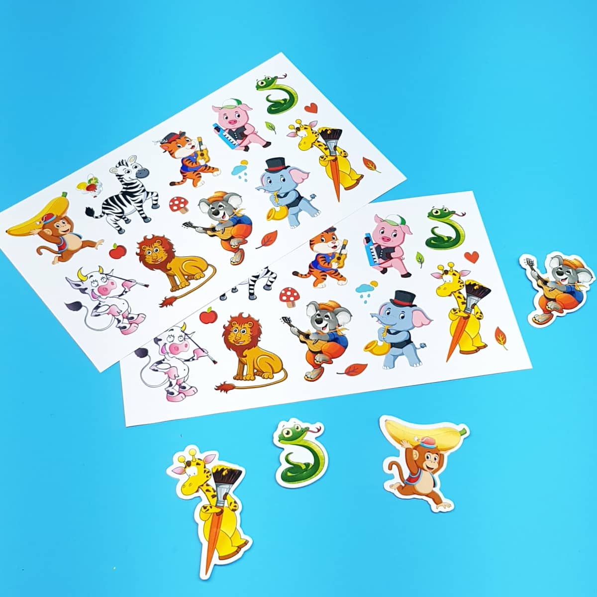 Stickerkarten mit fröhlichen Tiermotiven